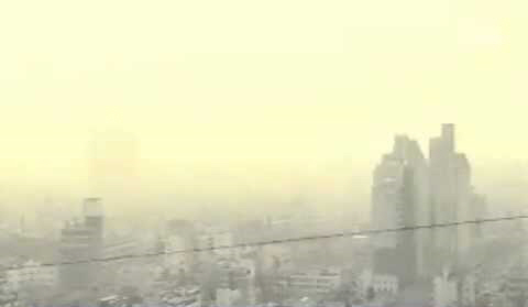 미세먼지 가득한 도시의 하늘 /사진=유튜브 캡쳐