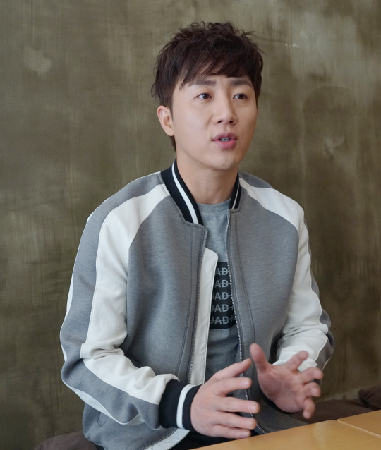 지난 15일 서울 홍대 한 카페에서 전 프로게이머 홍진호씨와 인터뷰를 진행했다.