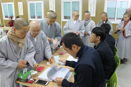 [투표장서 표출된 民心]'기득권 싸움에 신물...제발 밥값 하는 국회 됐으면'