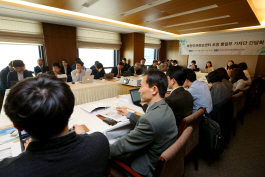 18일 서울 중구 프레스센터에서 열린 북한인권정보센터 기자간담회에서 참석자들이 발표를 듣고 있다. /연합뉴스