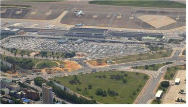 에너지 성능개선 지원사업 대상으로 지정된 서울 강서구 김포국제공항 국내선여객청사 전경 /사진제공 국토교통부