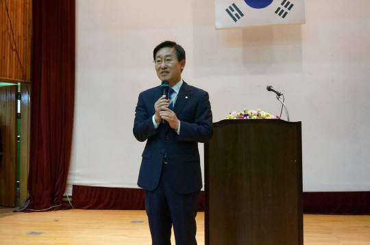 박범계 “어버이연합, 사실상 박근혜 대통령 보위단체 성격 있다”
