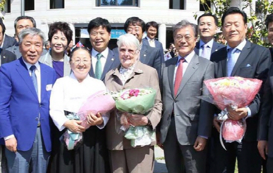 문재인, 소록도서 마리안느 수녀 만나