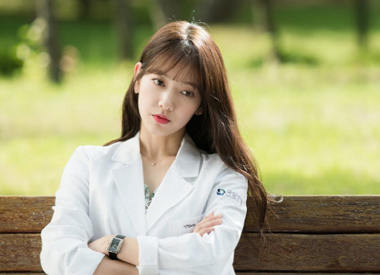 '닥터스' 박신혜, 의사로 돌아온다 '올해 가장 멋진 도전'
