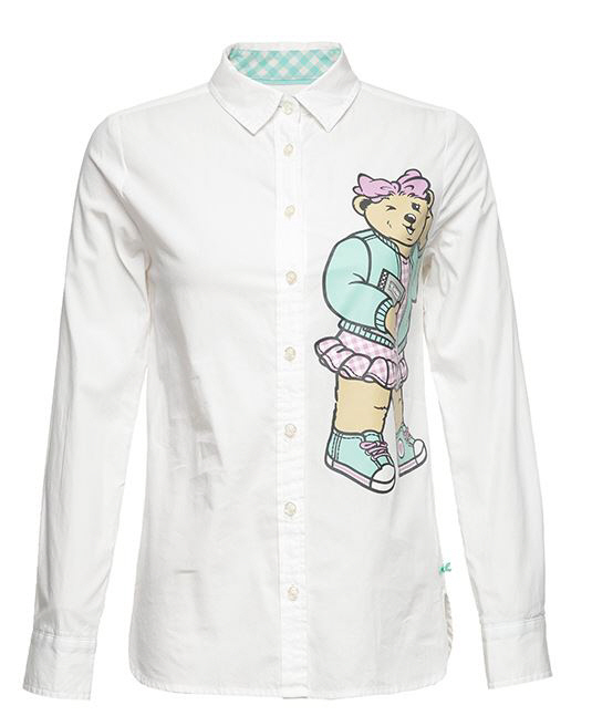 이랜드 티니위니가 중국에서 선보이고 있는 캐릭터 셔츠. 귀여운 캐릭터를 좋아하는 중국 고객의 취향에 맞게 티니위니의 상징인 곰 캐릭터를 크게 그려넣었다. /사진제공=이랜드