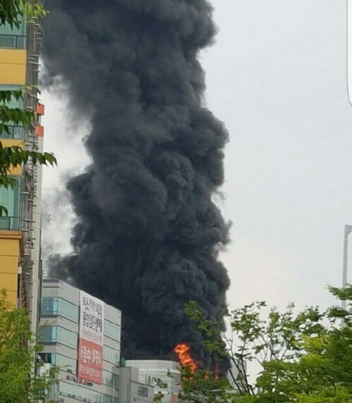 대전 화제. 시청 인근 공사장서 화제 ‘인명 피해 확인 중’