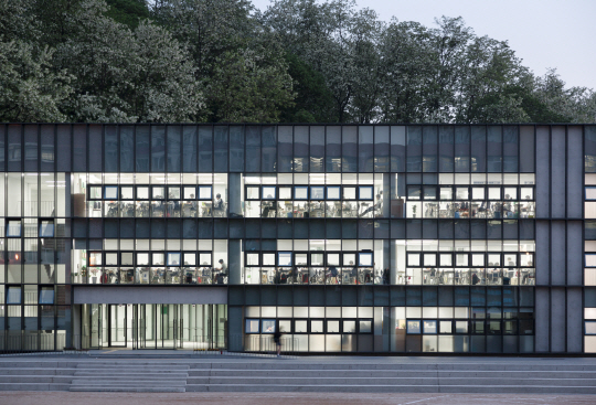 [건축과 도시] 학교건축의 새로운 도전…동화고 '삼각학교'