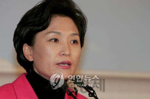 국회 예산결산특별위원장에 선출된 김현미 더불어민주당 의원/연합뉴스