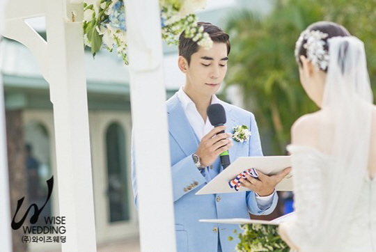 신성록 ‘로맨틱 웨딩’  미모의 신부와 하와이서 비공개 결혼식