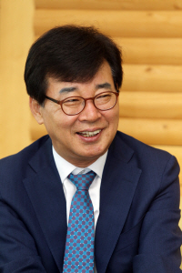 김성 장흥군수