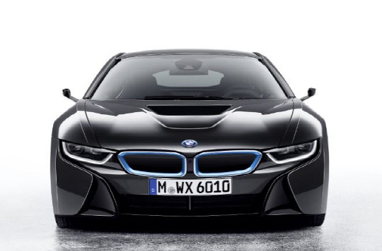 미러리스 기술이 적용된 BMW의 i8/사진=BMW