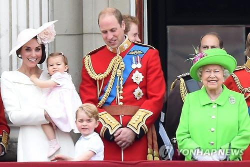 영국 왕실 '접시닦이' 구인광고 속 연봉은?