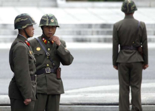 북중접경지역의 북한 경비병 2명이 괴한에게 피습당하는 사건이 벌어졌다/ 출처= 연합뉴스