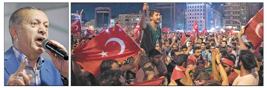 레제프 타이이프 에르도안 터키 대통령이 16일(현지시간) 이스탄불 대통령궁 앞에서 지지자들에게 군부의 쿠데타 시도가 실패로 끝났다고 선언하고 있다(왼쪽 사진). 전날 밤 군부가 시도한 쿠데타가 진압됐다는 소식이 전해지자 이날 새벽 이스탄불 탁심 광장에는 수많은 시민이 몰려나와 국기를 흔들며 환호했다(오른쪽 사진).   /이스탄불=EPA연합뉴스