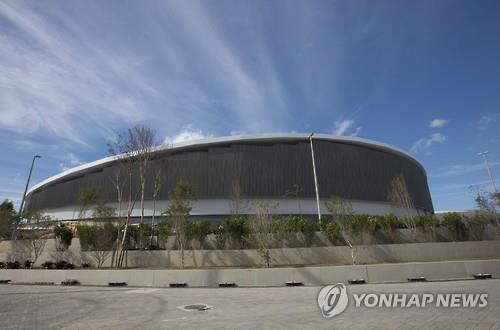 리우의 심각한 치안…올림픽 경기장 경비 '여 소방관 성폭행'