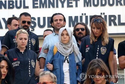 터키 '쿠데타 수사' 이유로 외국인 10명 이상 구금