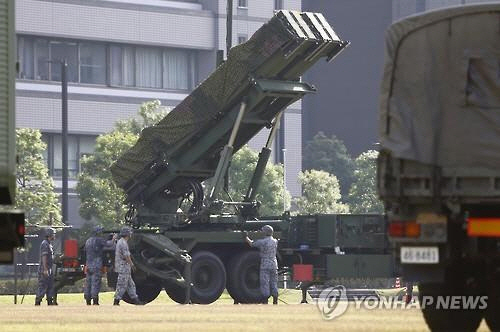 일본이 북한 탄도미사일발사에 대비해 자위대의 미사일요격이 가능하도록 파괴조치명령을 내렸다 /연합뉴스