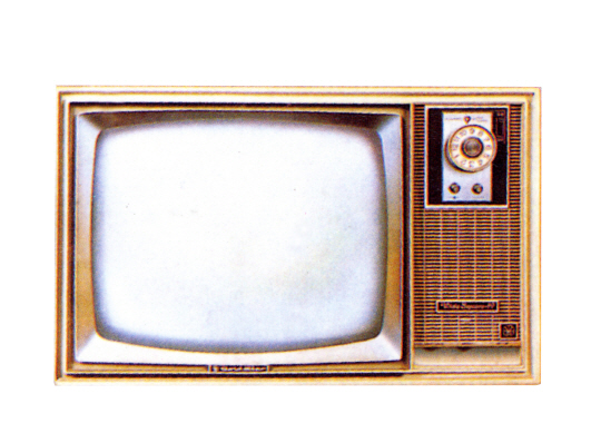 LG전자가 1966년 8월에 생산한 국내 최초 텔레비전 /사진제공=LG전자