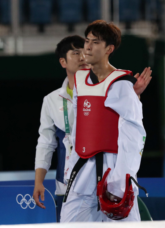 [리우올림픽]태권도 김태훈, 패자부활전 승리…동메달 결정전 진출