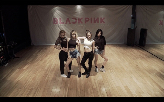 YG엔터테인먼트의 신인 걸그룹 블랙핑크