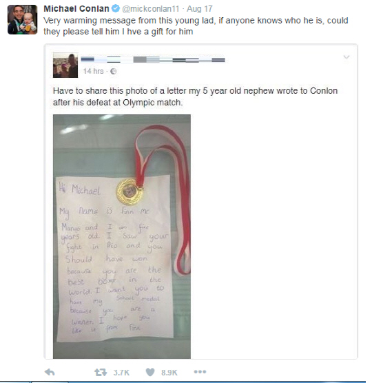 2016 리우올림픽에서 석연찮은 판정으로 패배한 아일랜드의 복싱 선수 마이클 콘란이 어린 소년 팬으로부터 응원의 메시지를 받았다. /출처=마이클 콘란 트위테 캡쳐