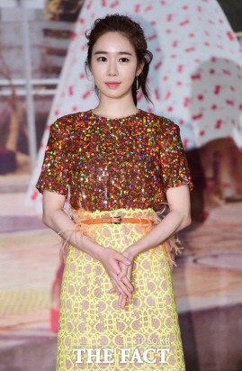배우 유인나가 중국드라마에서 하차했다 /더팩트