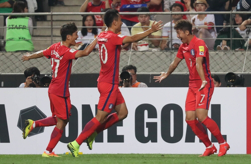 [한국 중국] 한국 축구대표팀, 중국에 3-2 진땀승…‘아쉬운 후반전’