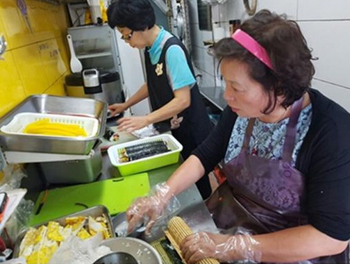 ‘생활의 달인’ 오징어김밥·떡갈비김밥 달인…종로 ‘이천냥 김밥’