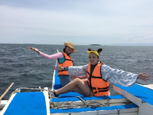 산다라박, 강승현과 필리핀 여행 인증샷 공개…“다라투어 끝! 좋았나요?”