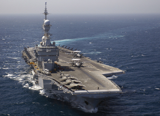 프랑스 핵추진 항공모함 샤를드골함/위키피디아