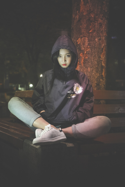 가수 아이디(Eyedi), 글로벌 패션 브랜드 모델 발탁… 패션계 진출 청신호