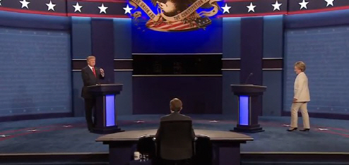 19일(현지시간) 열린 3차 미국 대선후보 토론에 참석하기 위해 연단에 올라서는 양당 후보/NBC 유투브 영상 캡쳐