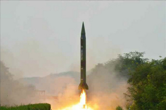 독일의 미사일 전문가가 북한이 무수단 미사일을 앞으로 최소 5차례 이상 더 시험 발사할 것으로 전망했다. /연합뉴스