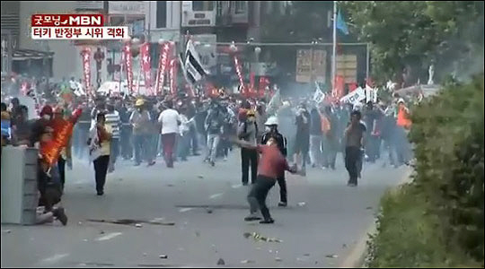 ‘독재타도’ 터키 항의 시위 격화, 물대포·최루탄 동원 ‘공안 통치’에 국제사회 비판 확산