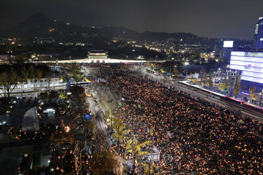 수많은 촛불 인파. / 사진=서울 사진공동취재단