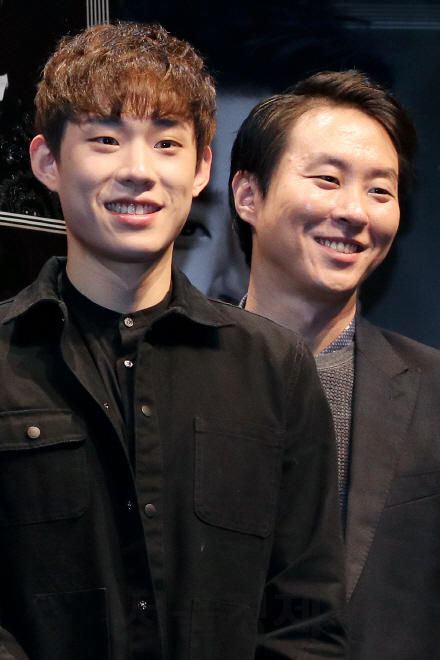 배우 김성철과 이현균이 14일 열린 연극 ‘로미오와 줄리엣’ 제작발표회에 참석했다.