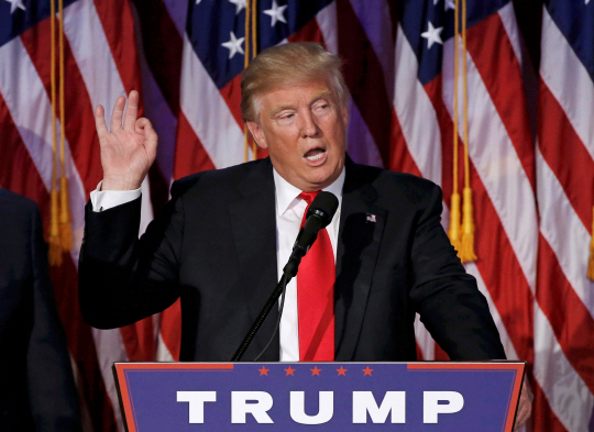 U.S. President elect Donald Trump speaks at election night rally in Manhattan, New York, U.S., November 9, 2016.   REUTERS/Mike Segar/File Photo      <저작권자(c) 연합뉴스, 무단 전재-재배포 금지>
