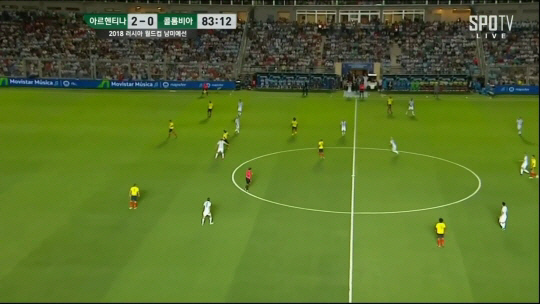 아르헨티나, 콜롬비아에 3-0으로 승, 리오넬 메시 ‘기사회생’