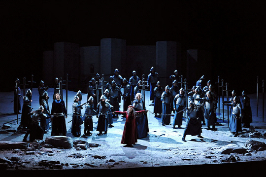 전쟁과 사랑, 그리고 피할 수 없는 두 형제의 숙명을 담은 베르디 오페라 ‘일 트로바토레’ 한 장면/사진=솔 오페라단