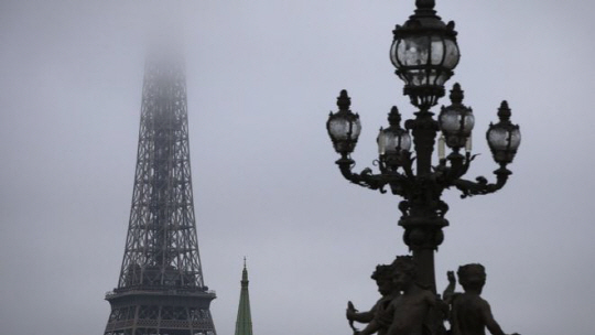파리의 심각한 공기 오염으로 인해 정치 지도자들이 디젤 이용을 강하게 규제 하기 시작했다. /사진=BBC