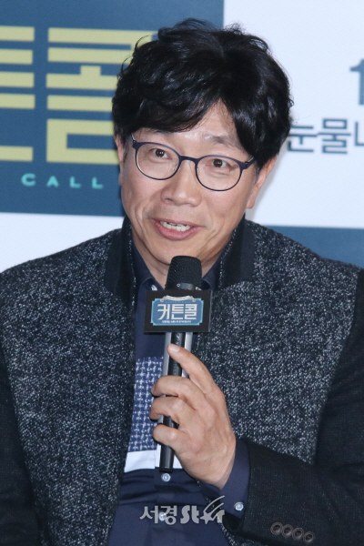 배우 박철민이 영화 ‘커튼콜’ 언론시사회에 참석해 인사말을 하고 있다. / 사진=오훈 기자