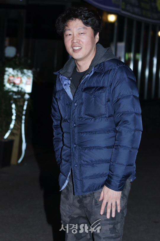 배우 김희원이 3일 열린 ‘이번 주 아내가 바람을 핍니다’ 종방연에 참석하고 있다.