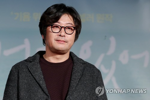 김윤석, ‘성희롱 발언’ 공개 사과…“분노와 불편함 느꼈을 모든 분께 사과”