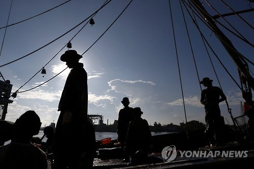태국 어선에서 벌어지는 강제 노역이 국제  문제가 되고 있다./연합뉴스