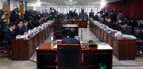 지난 26일 서울구치소에서 열린 현장청문회 / 연합뉴스