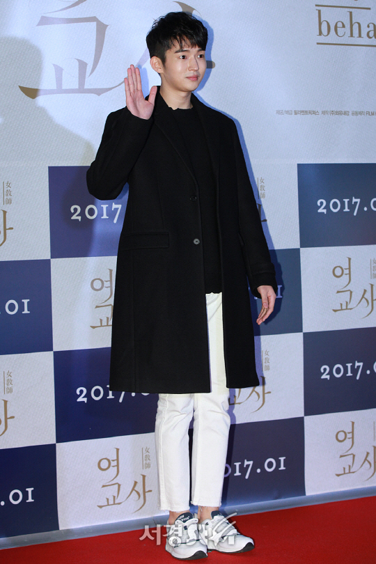 /3일 오후 서울 행당동 왕십리 CGV에서 열린 영화 ‘여교사’ VIP시사회에서 배우 김희찬이 포토타임을 갖고 있다.