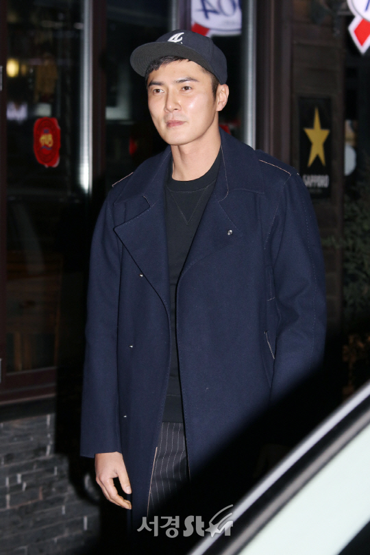 배우 조동혁이 3일 열린 tvN 월화드라마 ‘막돼먹은 영애씨 시즌15’ 종방연에 참석하고 있다. /사진=오훈 기자