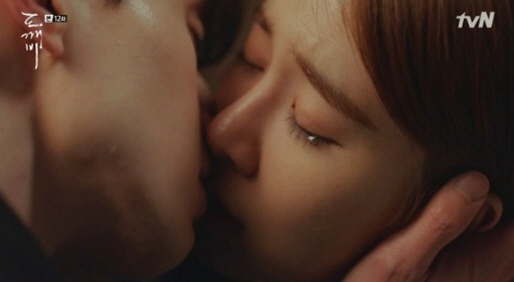 ‘도깨비’ 유인나, 이동욱의 키스로 전생 기억 찾았다…“이게 뭐냐” 눈물