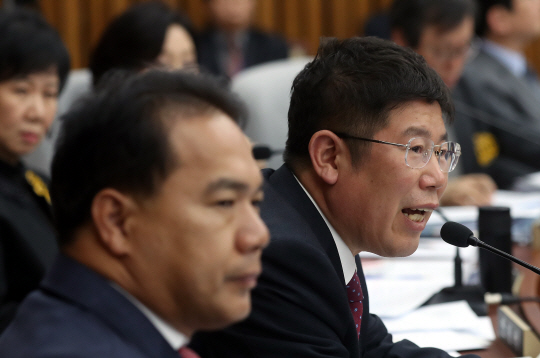 '쓰까 요정' 김경진 의원, '내 계정 해킹당하고 있다…불순 세력은 중단하라' 경고
