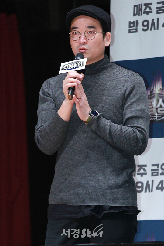 /19일 오전 서울 마포구 상암동 JTBC빌딩 2층에서 열린 JTBC ‘팬텀싱어’ TOP12 참가자 기자 간담회에서 김형중 PD가 참석했다.